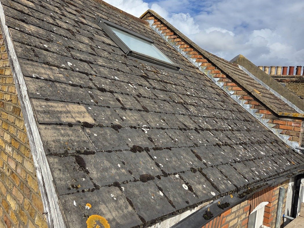 Roof before repair